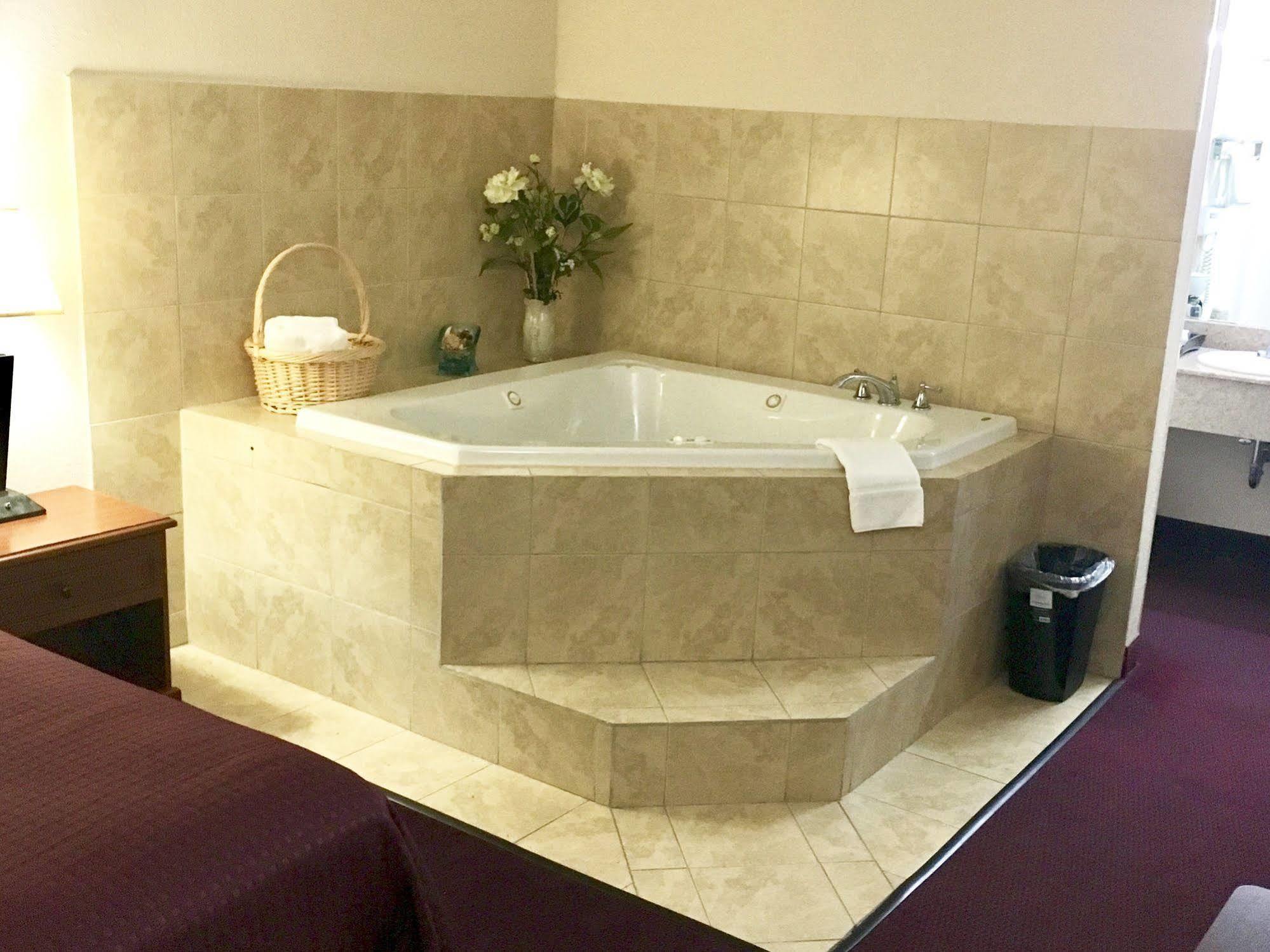 Washington Burgess Inn West Point Екстериор снимка